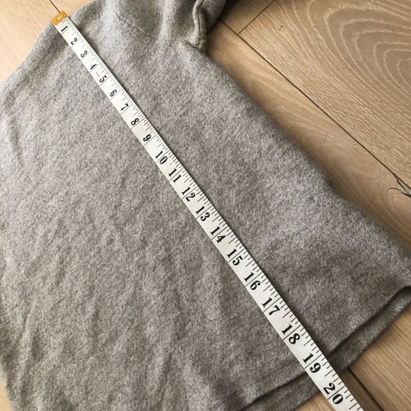 Club Monaco 100% Extra Fine Merino Wool Sweater in Grey Size XS - Picture 8 of 10